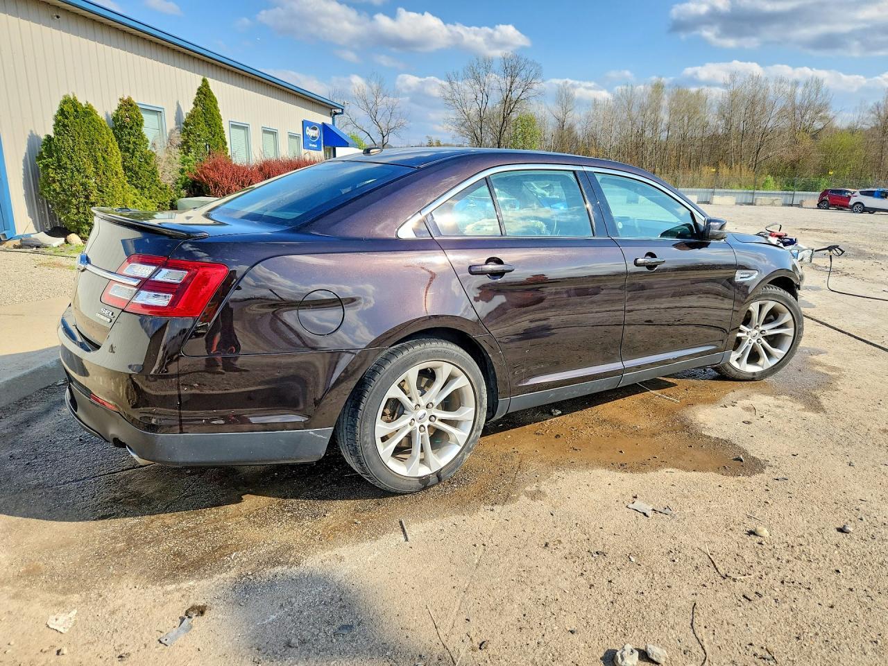 2013 Ford Taurus Sel - Image 3