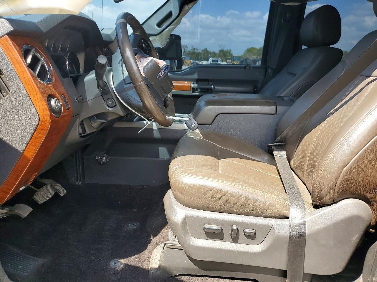 2016 Ford F350 Super Duty - Фото 7