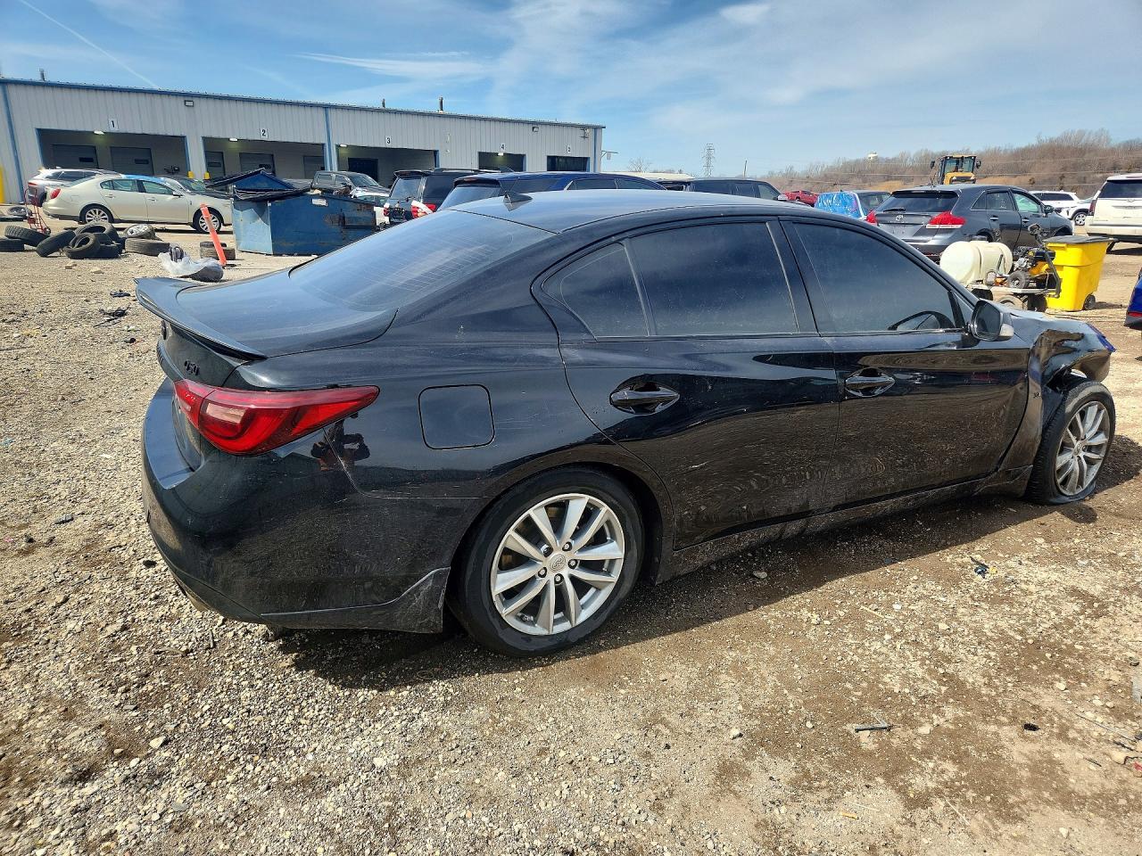 2021 Infiniti Q50 Pure - Фото 3