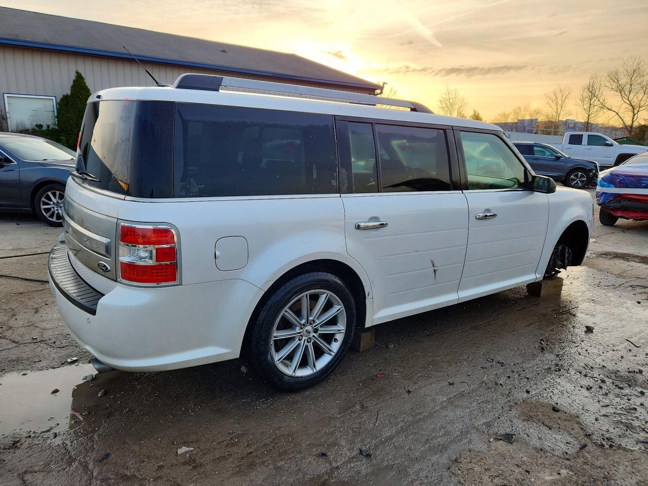 2014 Ford Flex Limited - Image 3