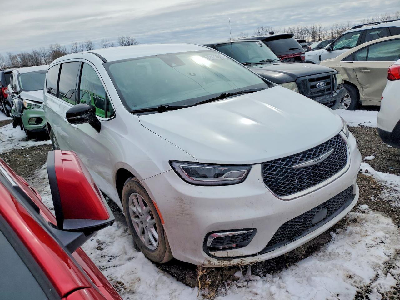 2024 Chrysler Pacifica Touring L - Image 4