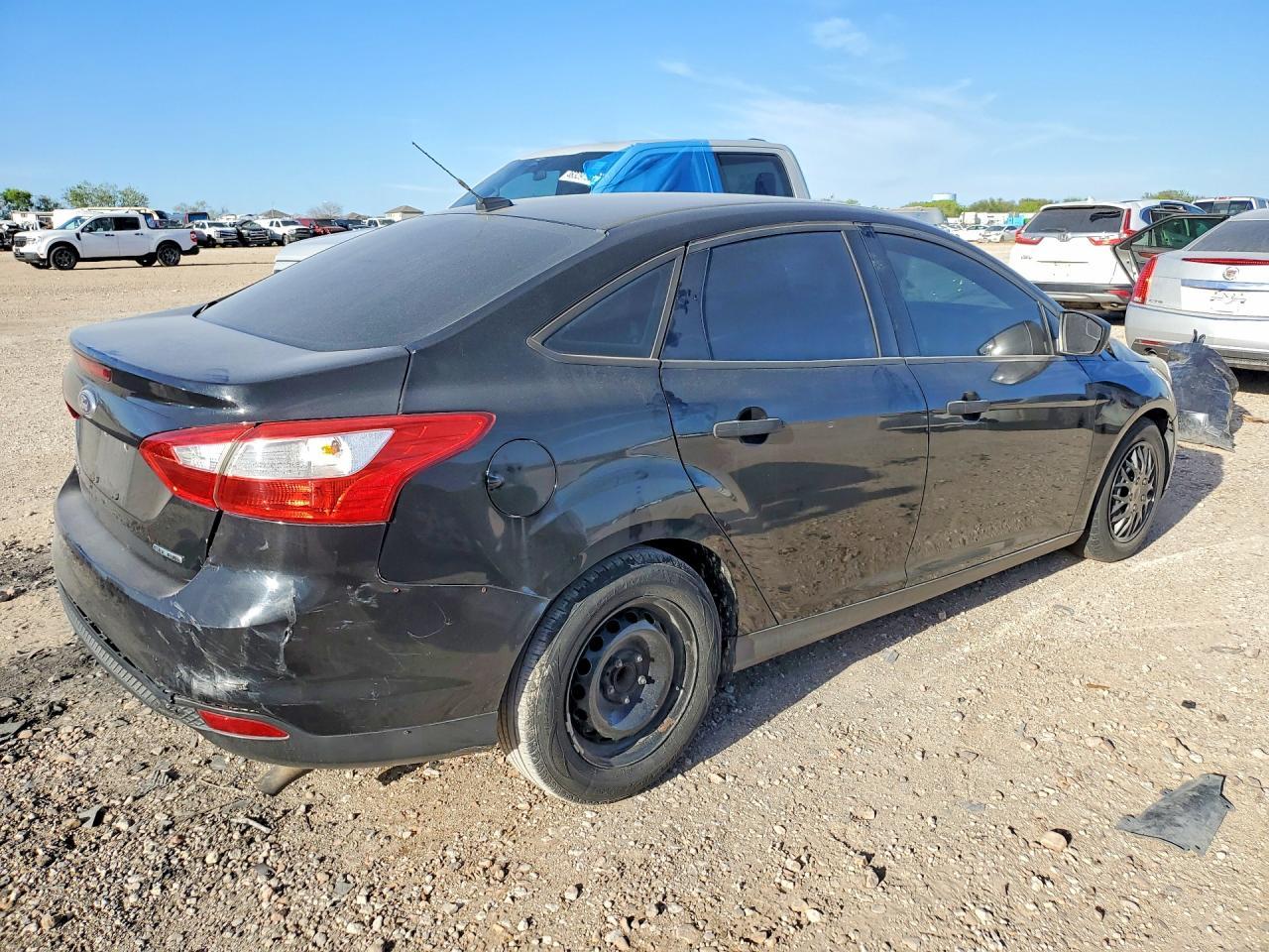2014 Ford Focus S - Image 3