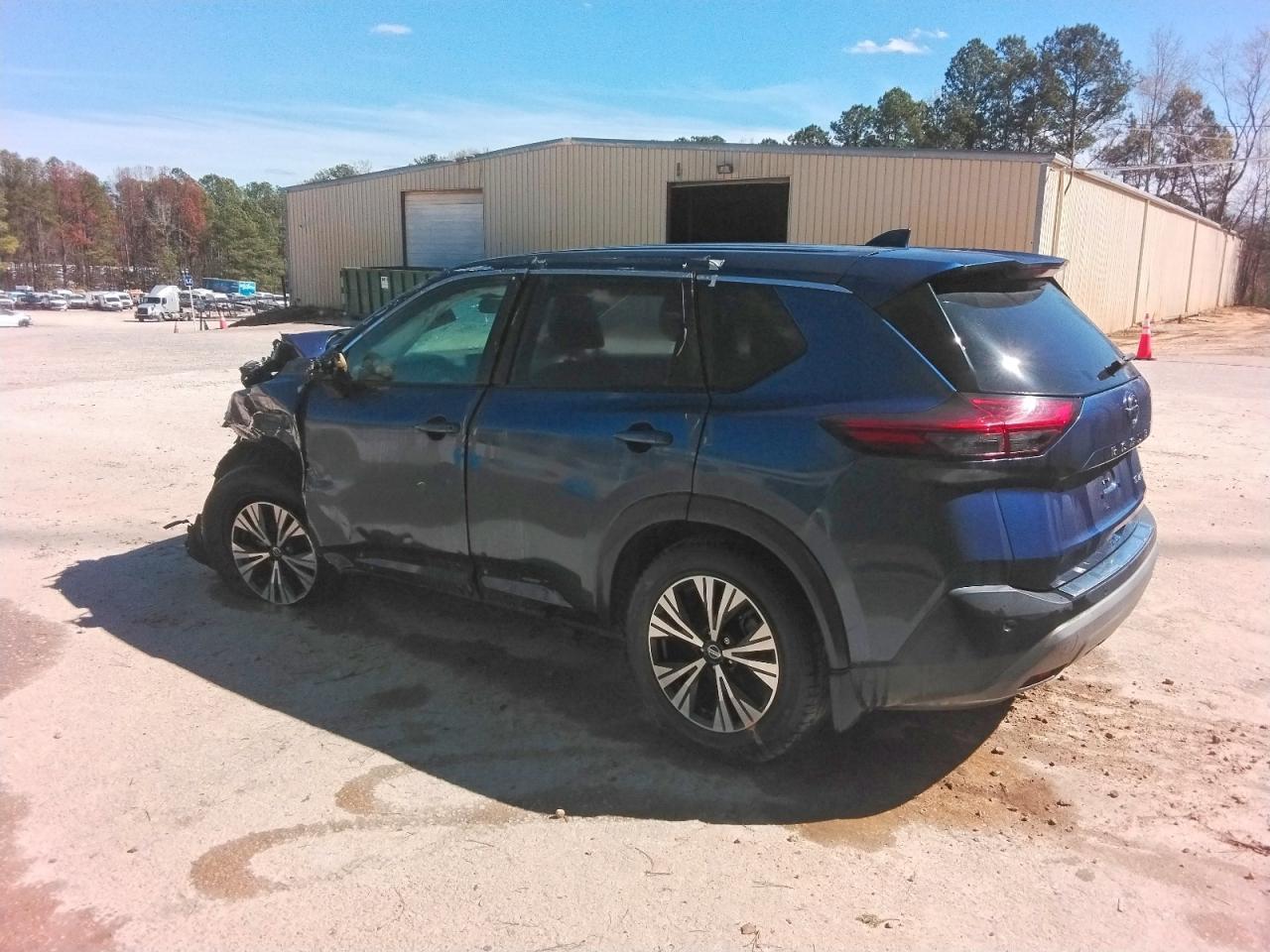 2021 Nissan Rogue Sv - Фото 2