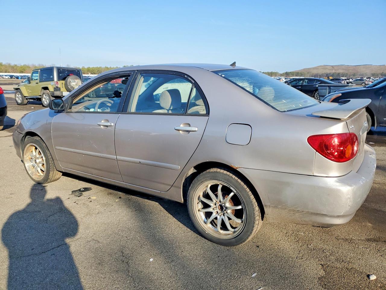 2003 Toyota Corolla Le - Image 2