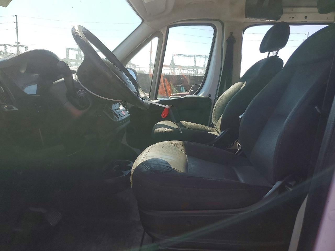 2016 Ram Promaster 1500 Delivery Van - Фото 7