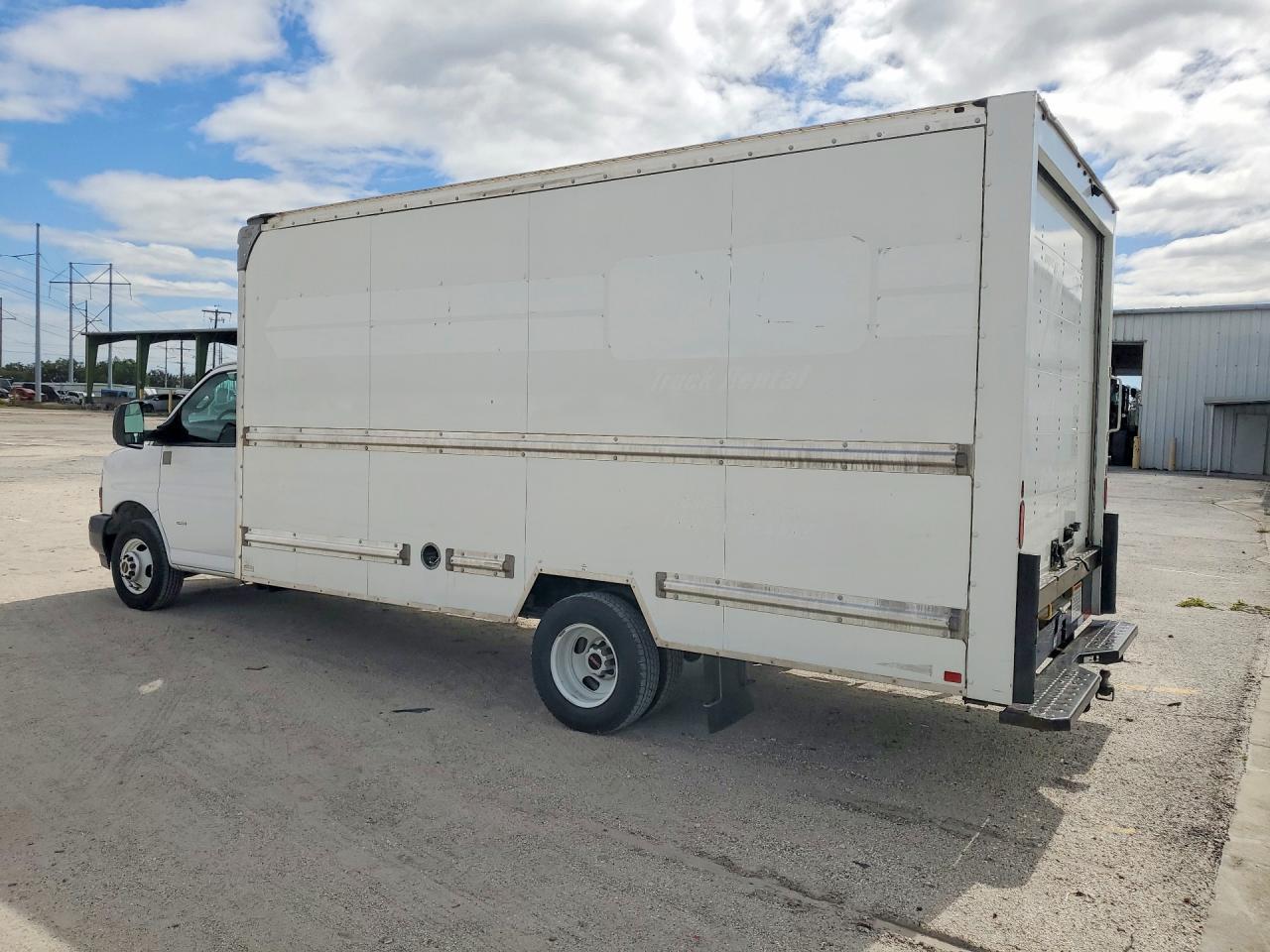 2022 GMC Savana G3500 - Box Truck - Prior Fleet - Фото 2