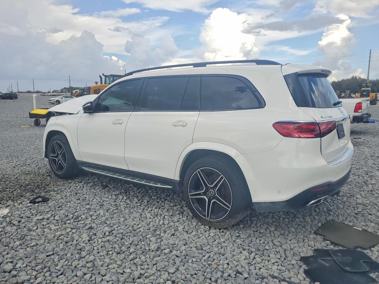 2024 Mercedes-Benz Gls 450 4Matic - Image 2