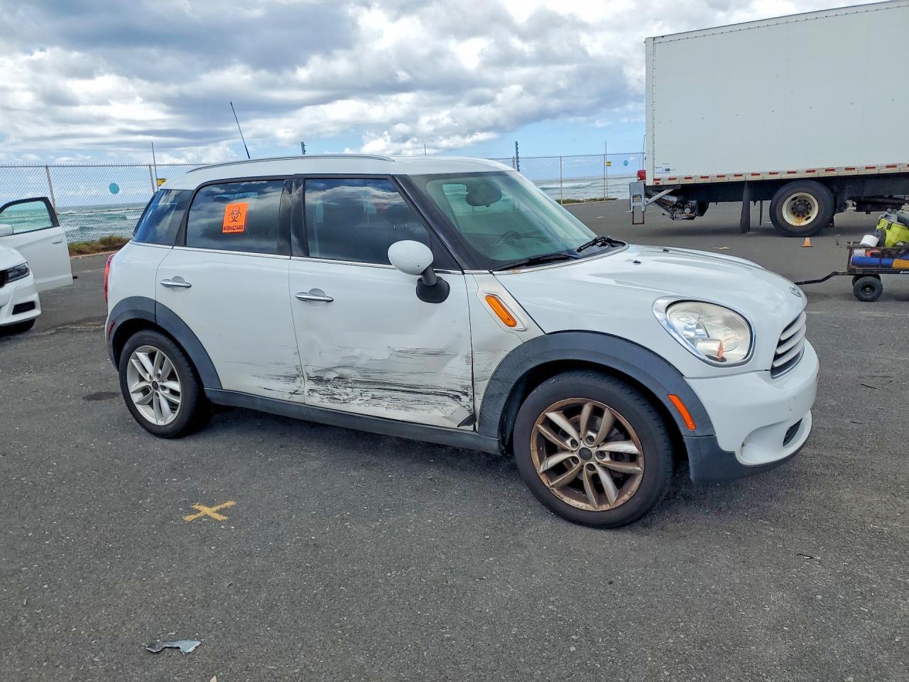 2014 Mini Cooper Countryman - Image 4