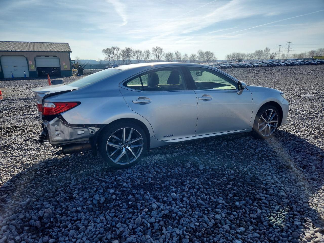 2013 Lexus Es 300H Base - Image 3