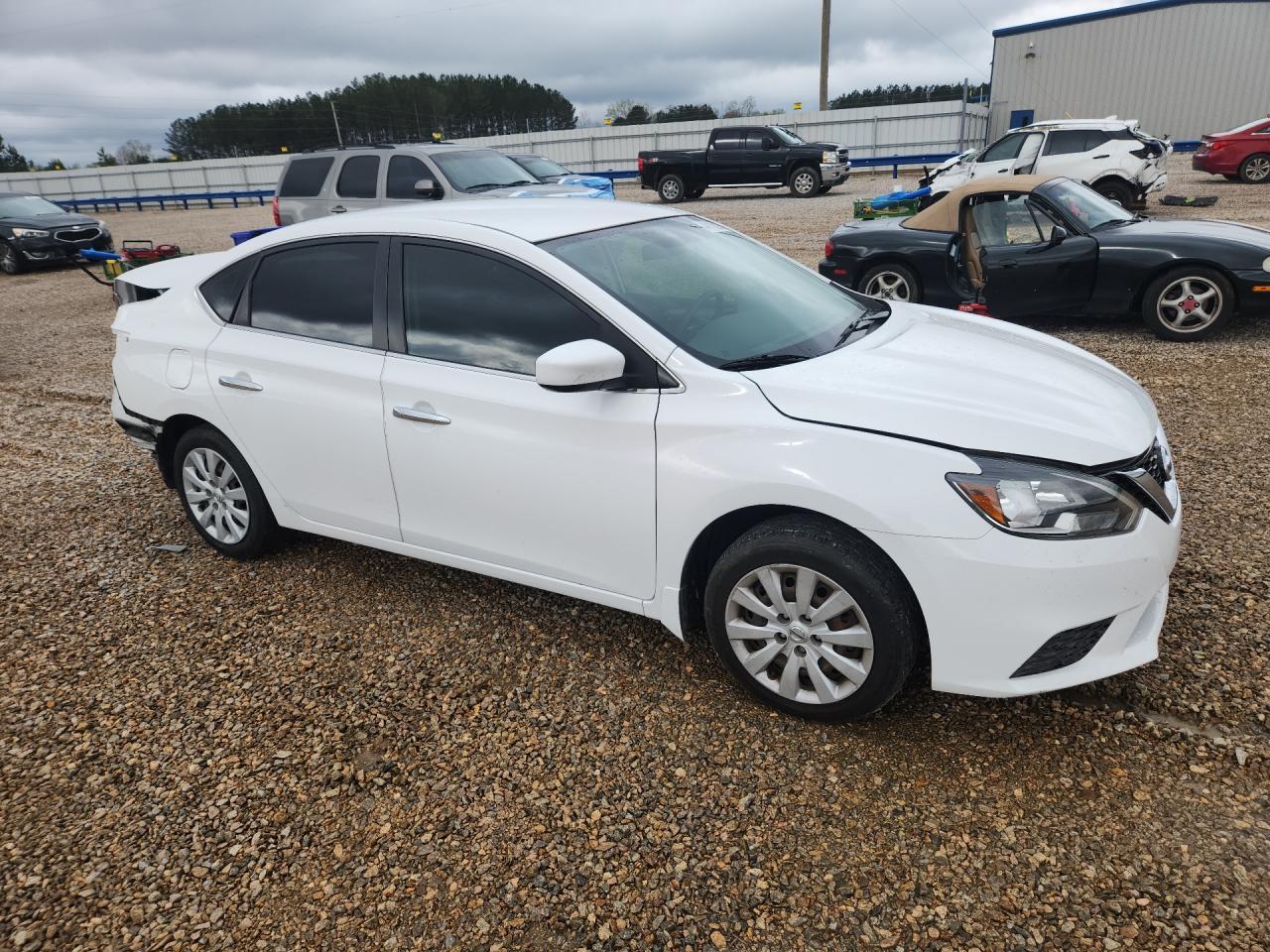 2019 Nissan Sentra S - Image 4