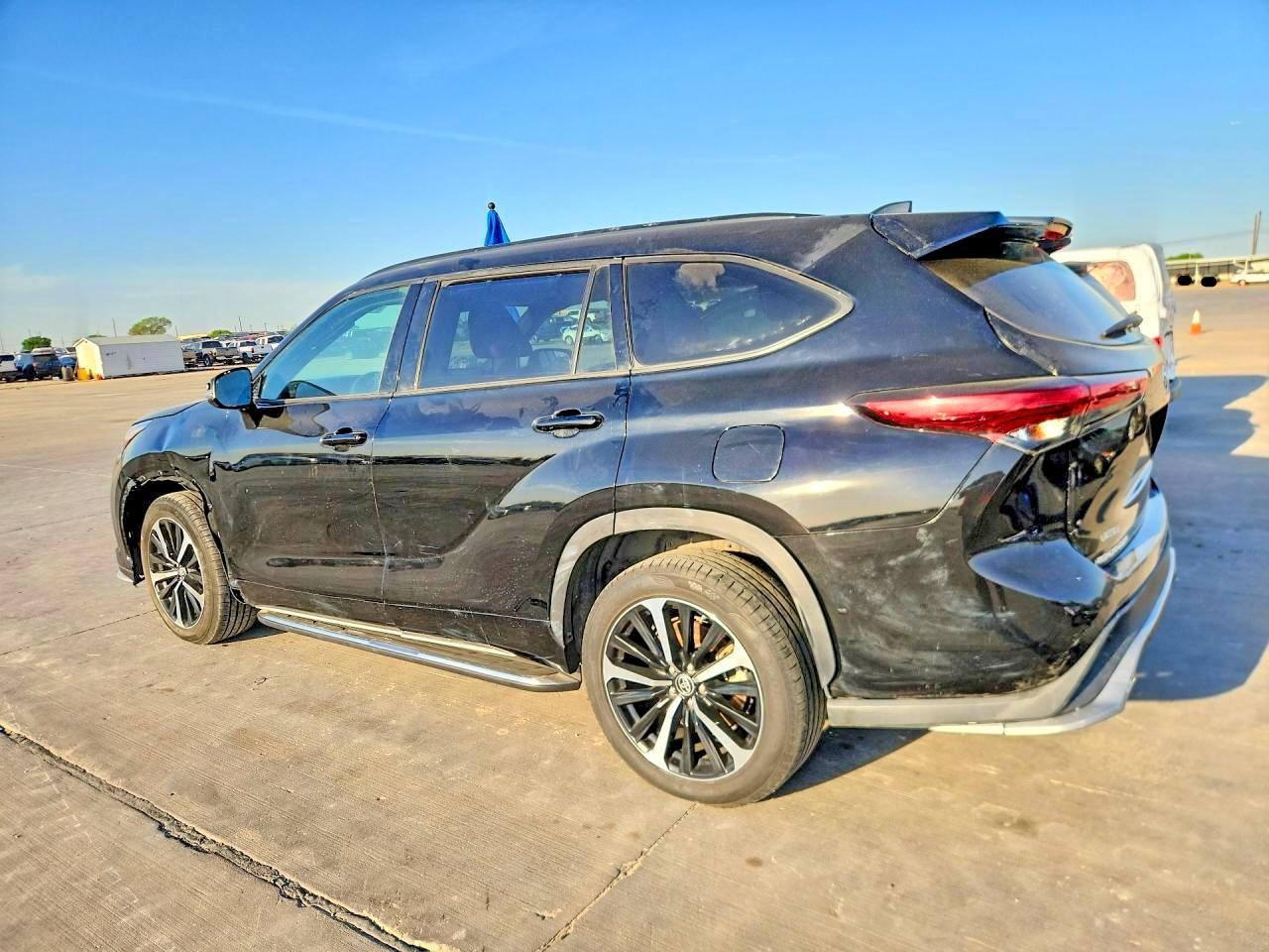 2022 Toyota Highlander Xse - Фото 2