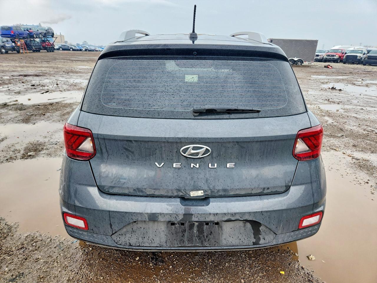 2024 Hyundai Venue Limited - Image 6