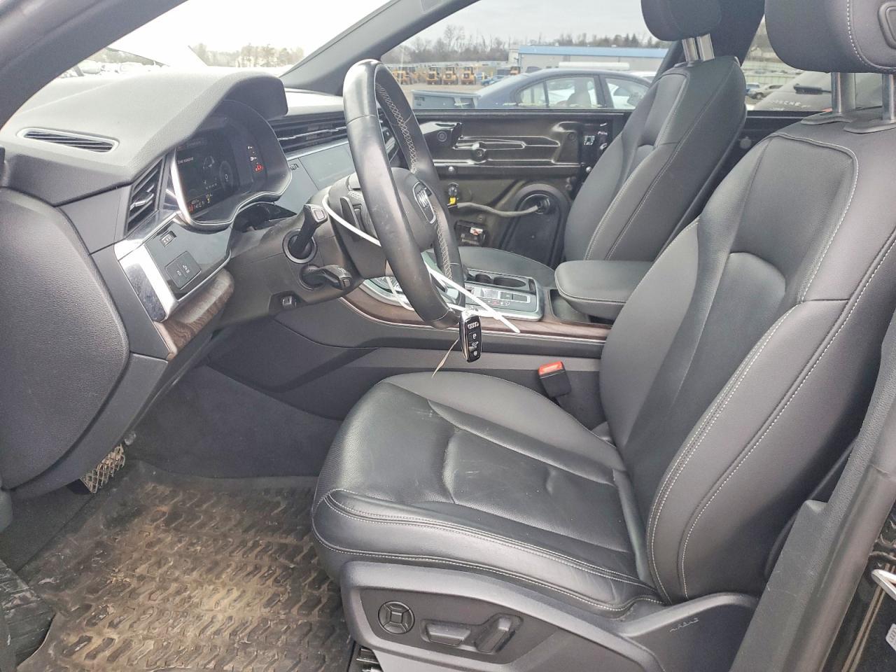 2022 Audi Q8 Premium Plus S-Line - Фото 7