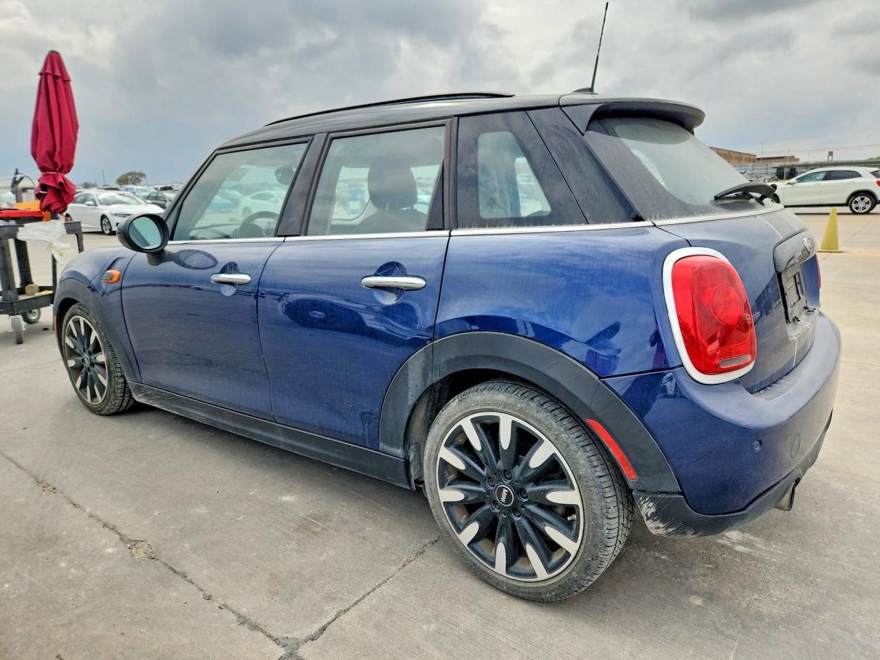 2016 Mini Cooper - Фото 2