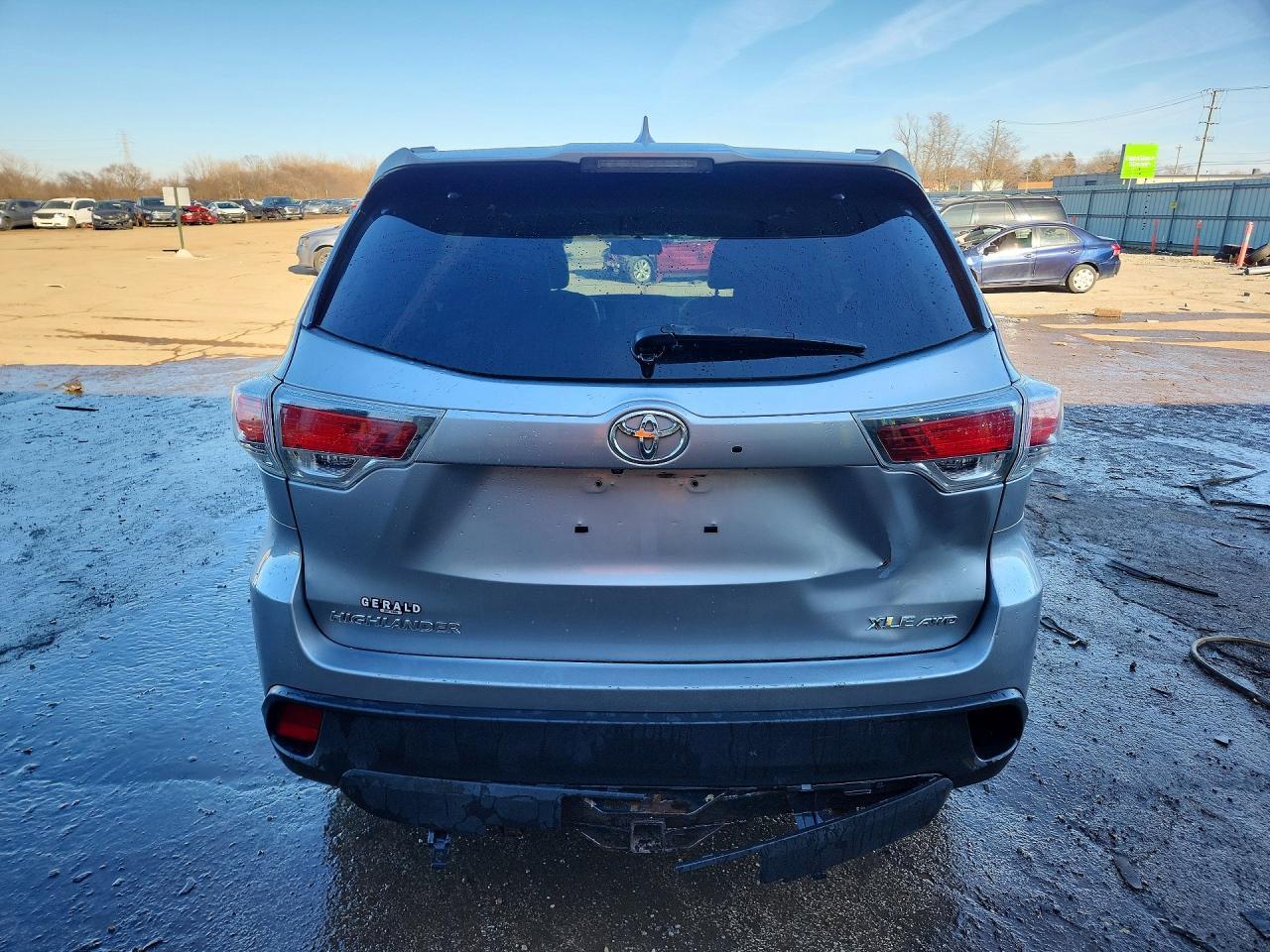 2016 Toyota Highlander Xle - Фото 6