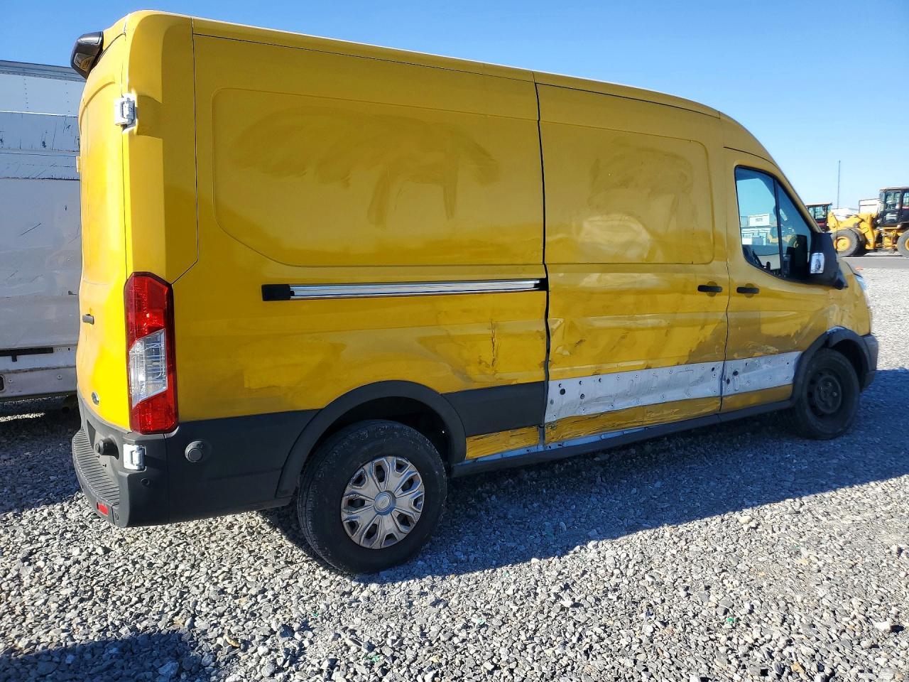 2022 Ford Transit T-350 Delivery Van - Фото 3