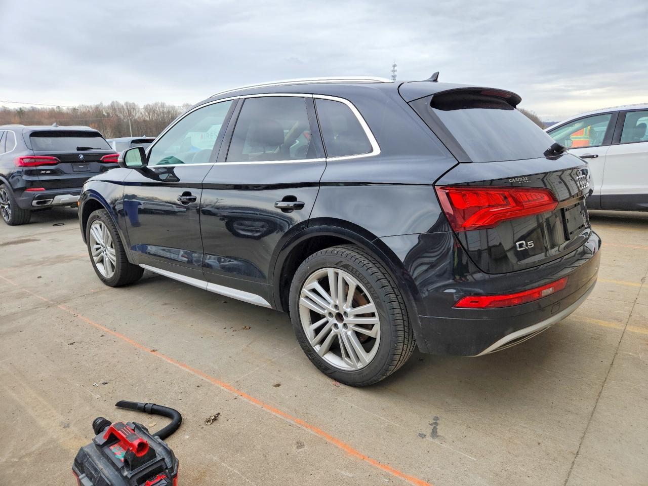 2018 Audi Q5 Premium Plus - Фото 2