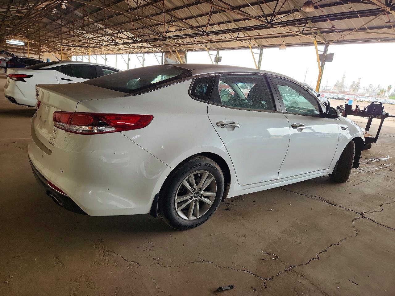 2018 Kia Optima Lx - Фото 3