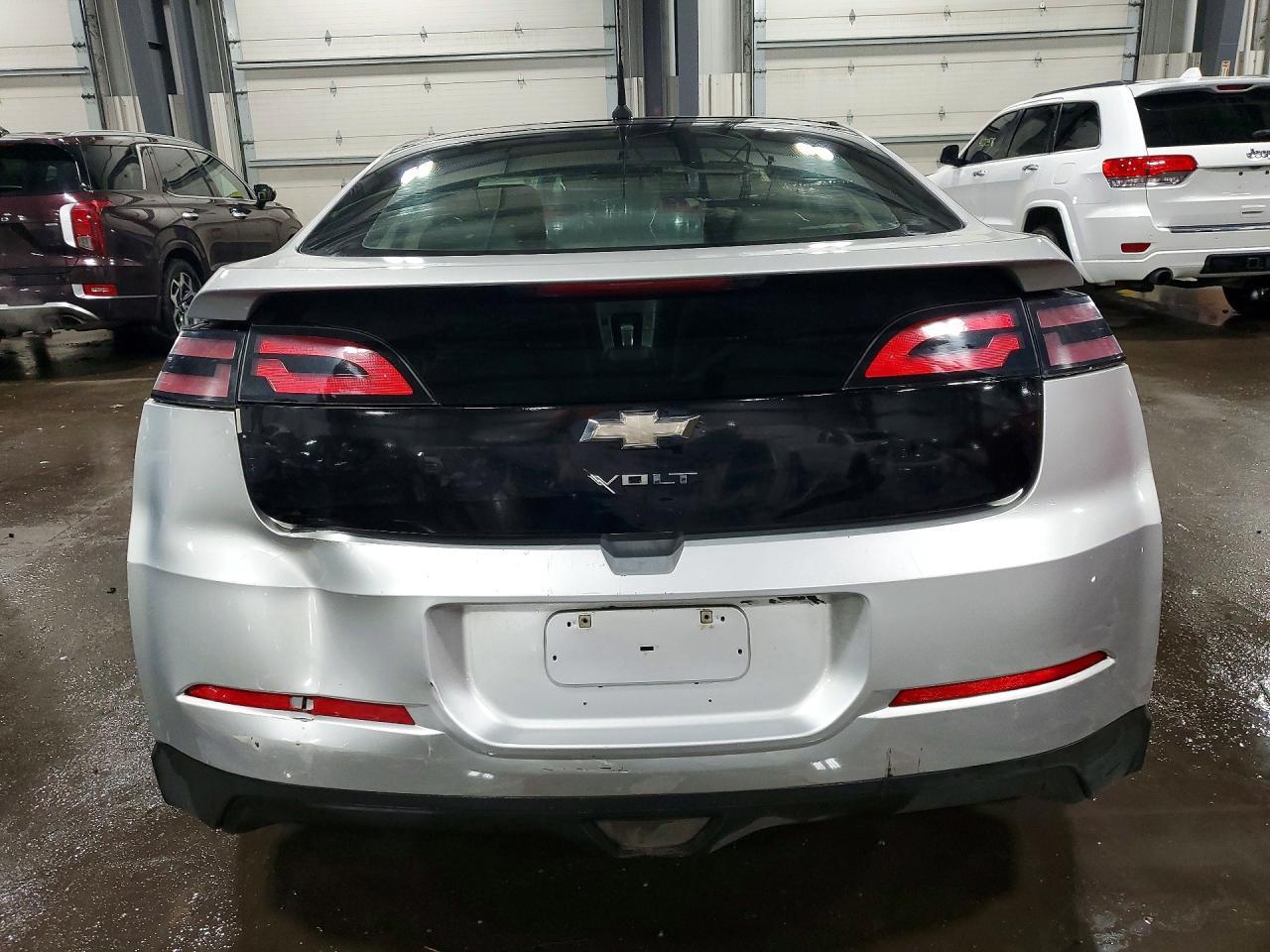 2011 Chevrolet Volt - Фото 6