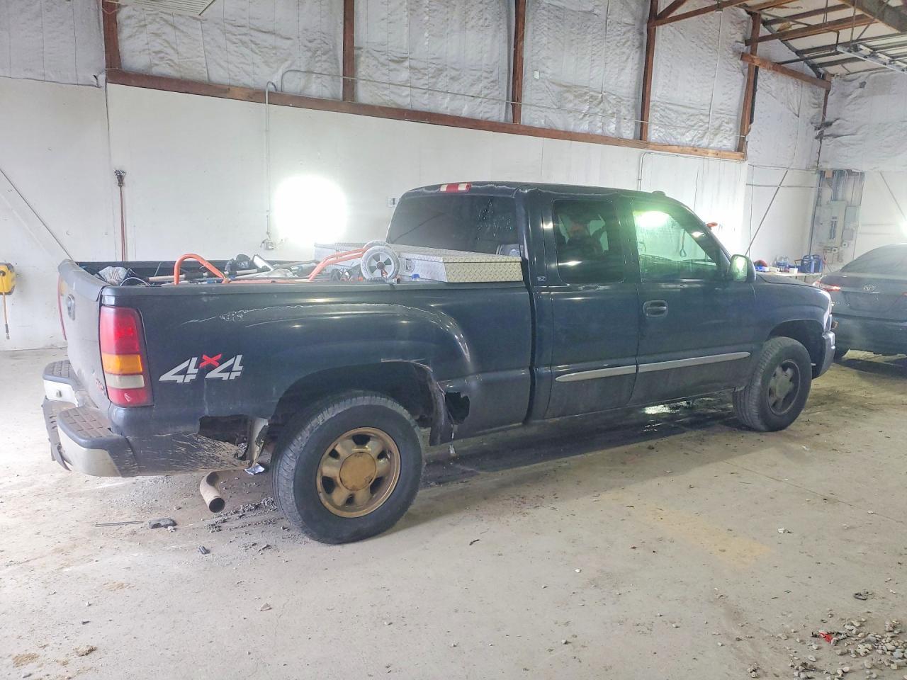 2003 GMC New Sierra K1500 - Фото 3