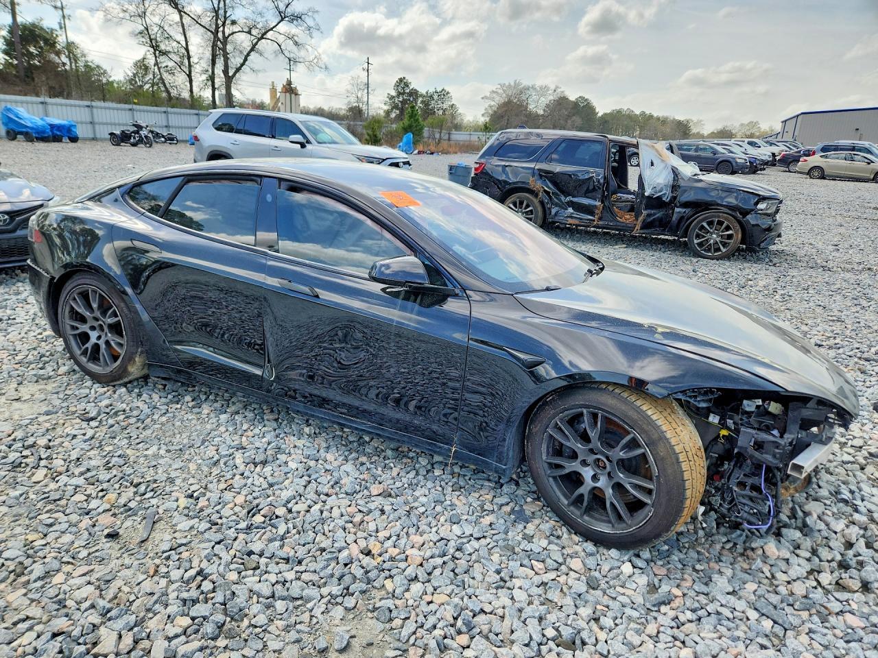 2022 Tesla Model S - Image 4