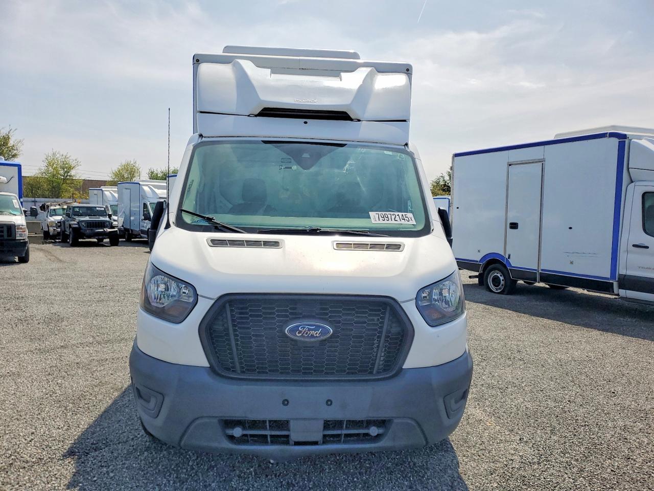 2020 Ford Transit Delivery Truck - Фото 5