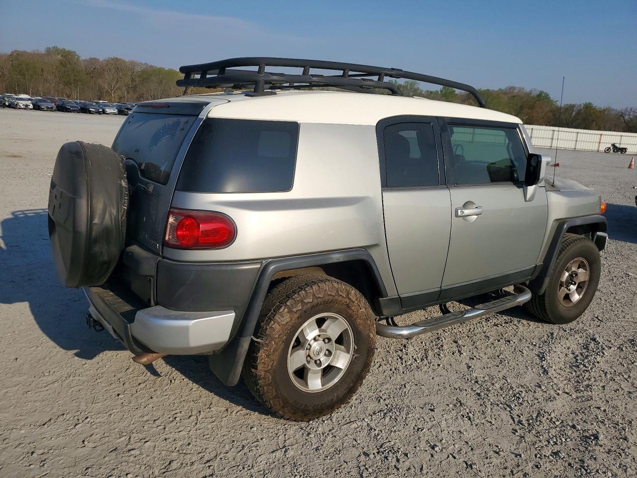 2010 Toyota Fj Cruiser Base - Фото 3
