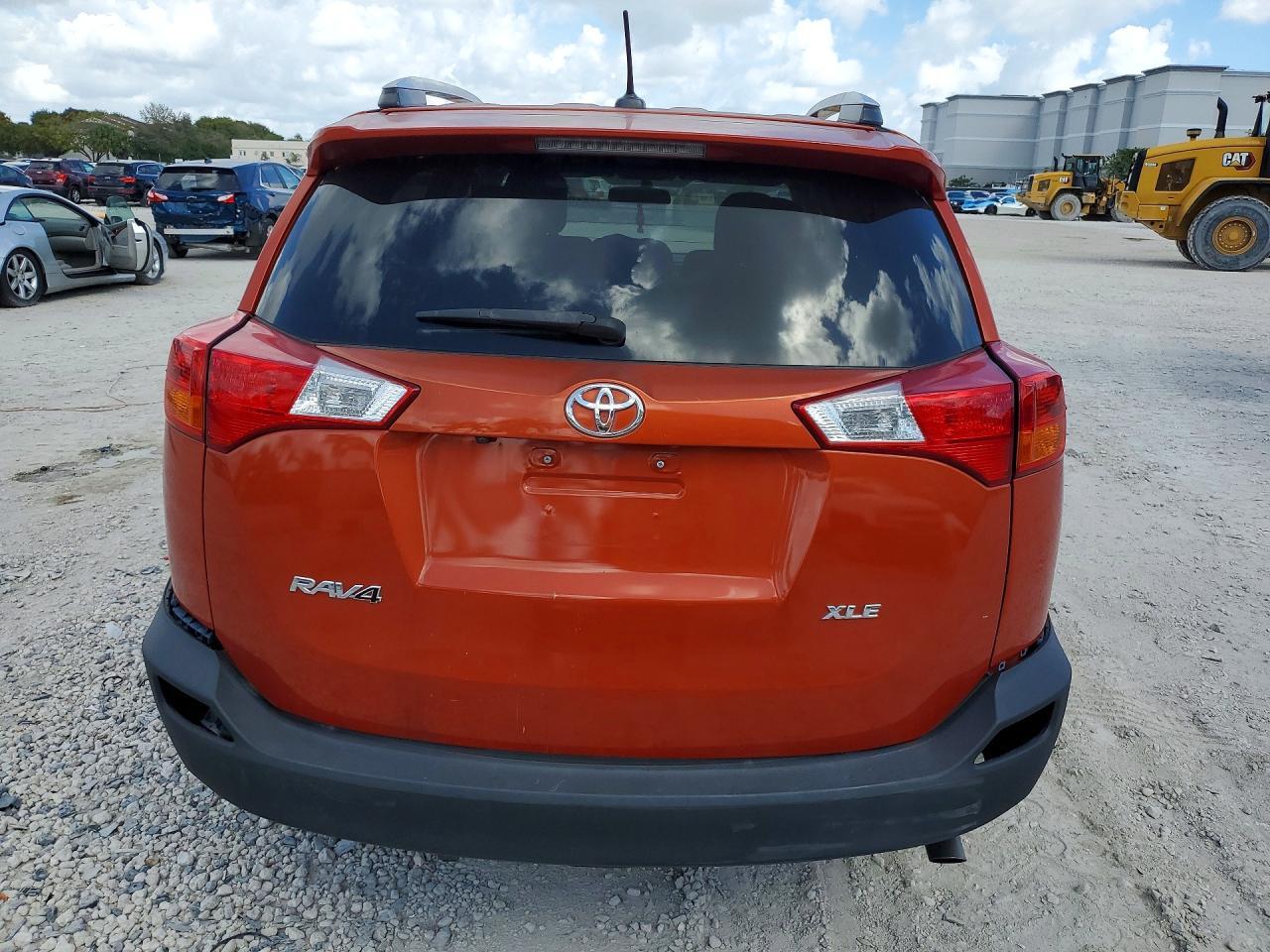 2015 Toyota Rav4 Xle - Фото 6
