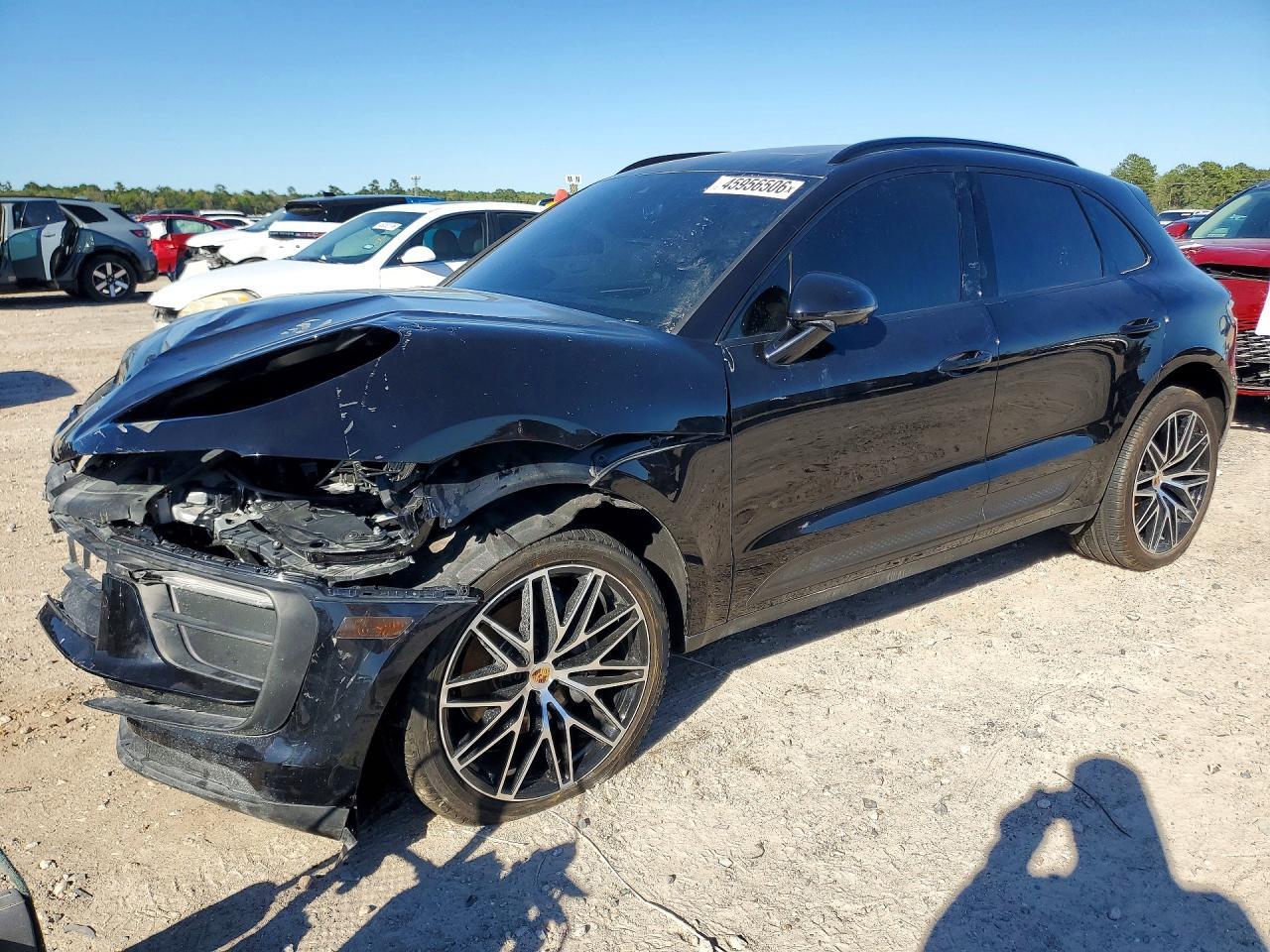 2025 Porsche Macan Base