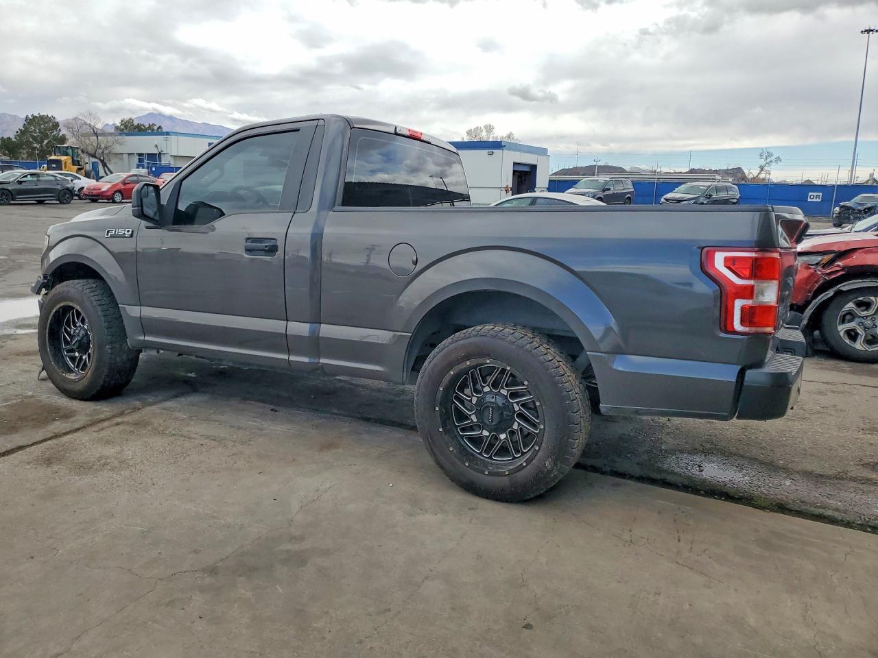 2018 Ford F150 - Фото 2