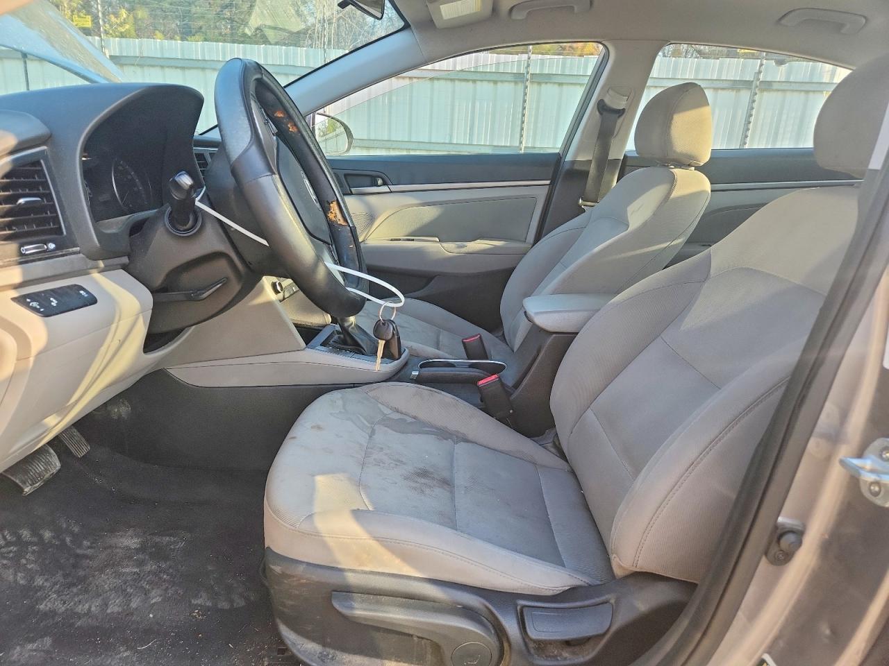 2018 Hyundai Elantra Sel - Фото 7