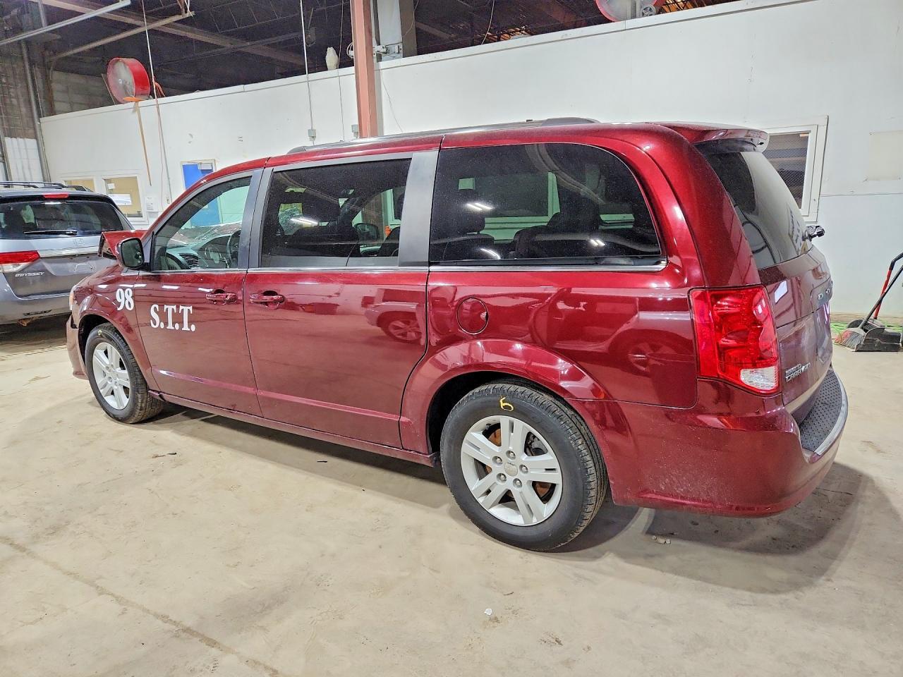 2019 Dodge Grand Caravan Sxt - Image 2