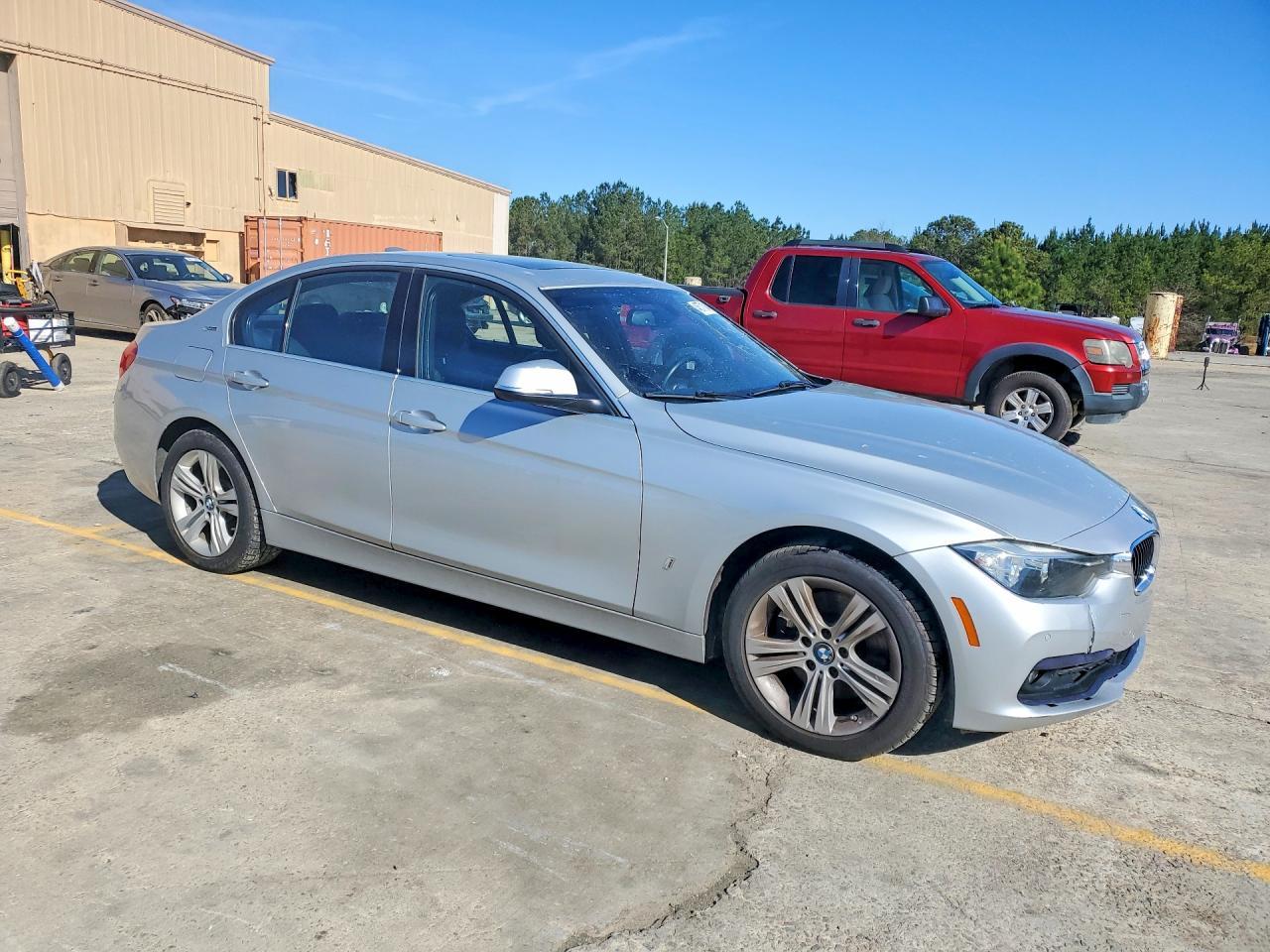2017 BMW 330E - Image 4