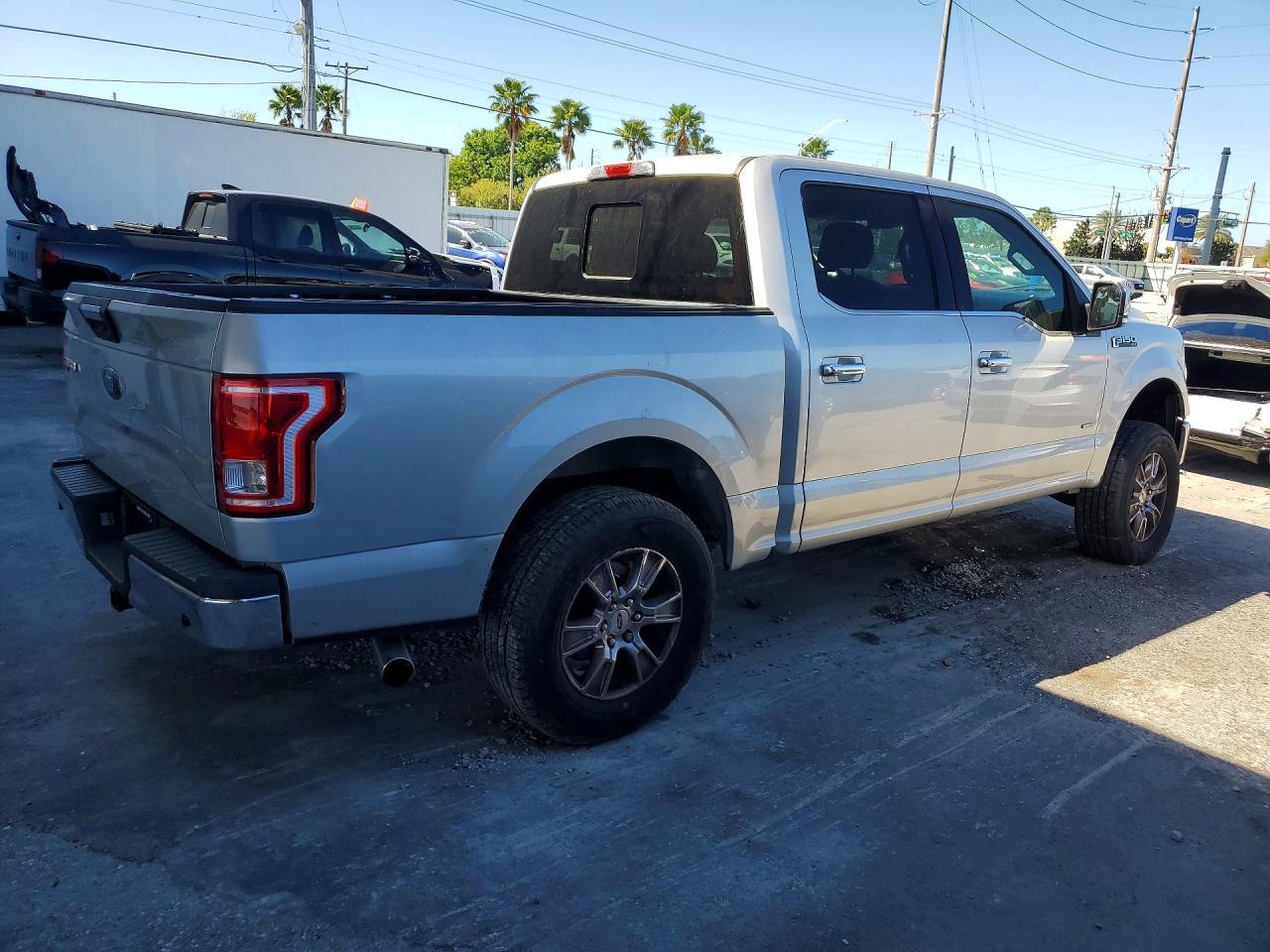2016 Ford F150 Supercrew - Image 3