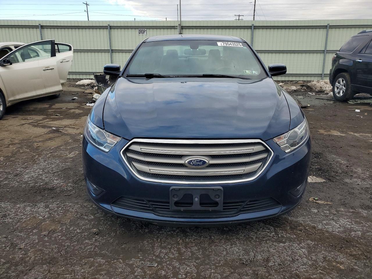 2016 Ford Taurus Sel - Фото 5