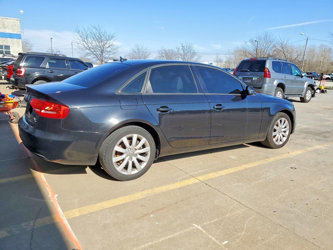2014 Audi A4 Premium - Фото 3
