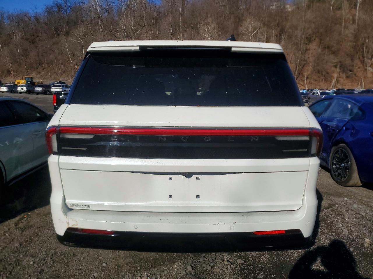 2025 Lincoln Navigator Reserve - Image 6