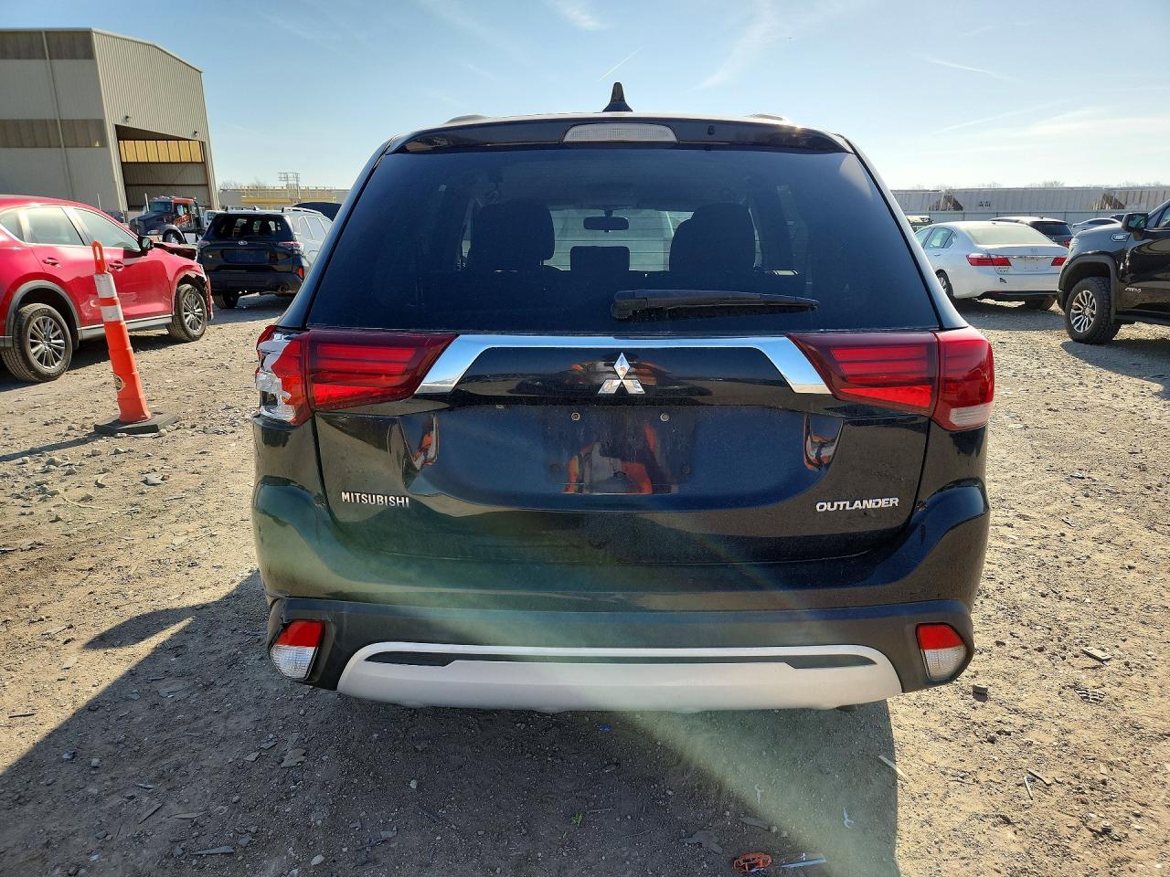 2019 Mitsubishi Outlander Es - Фото 6