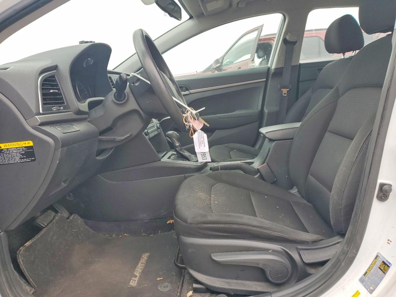 2018 Hyundai Elantra Se - Image 7