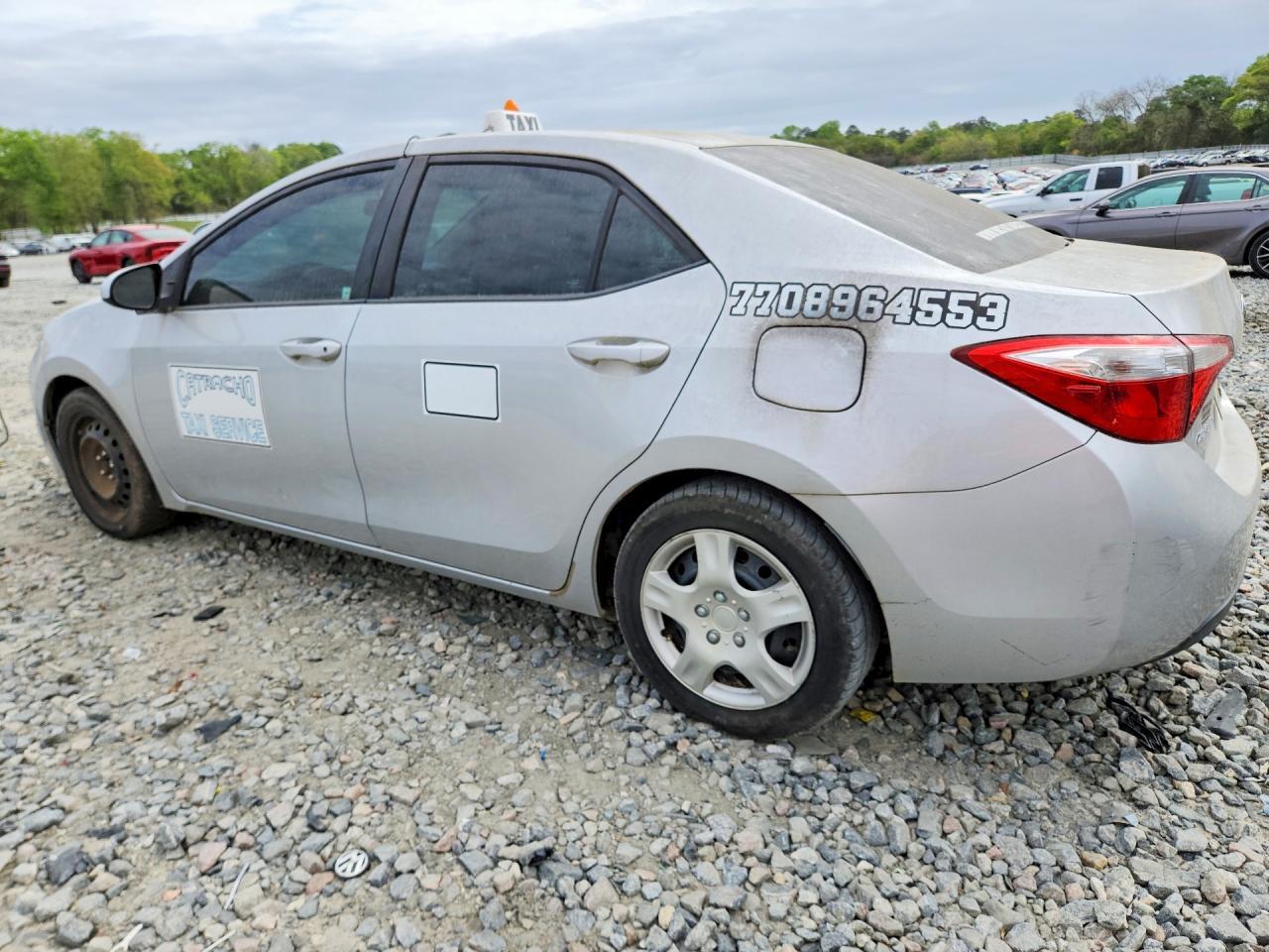 2016 Toyota Corolla Le - Image 2