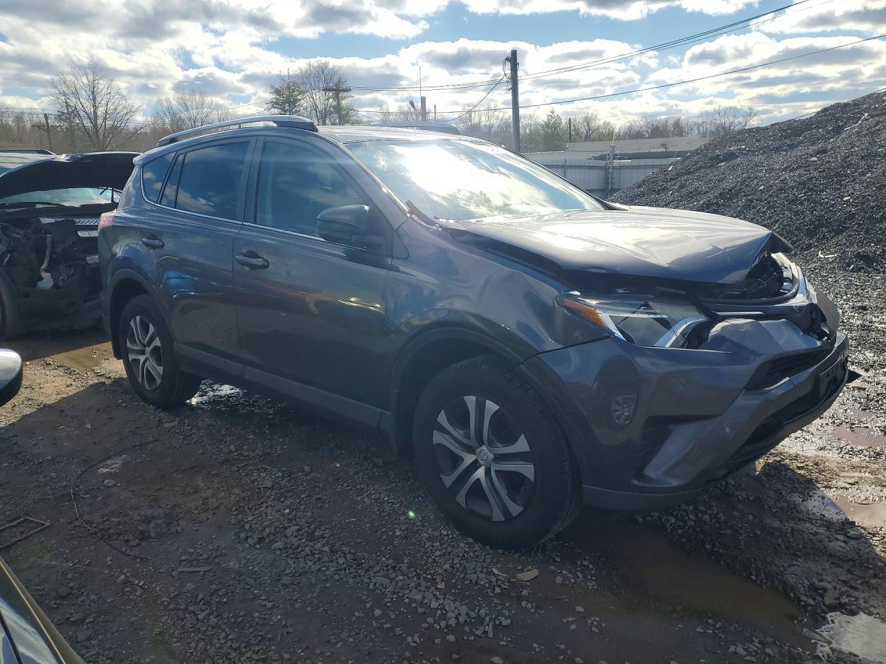 2018 Toyota Rav4 Le - Фото 4
