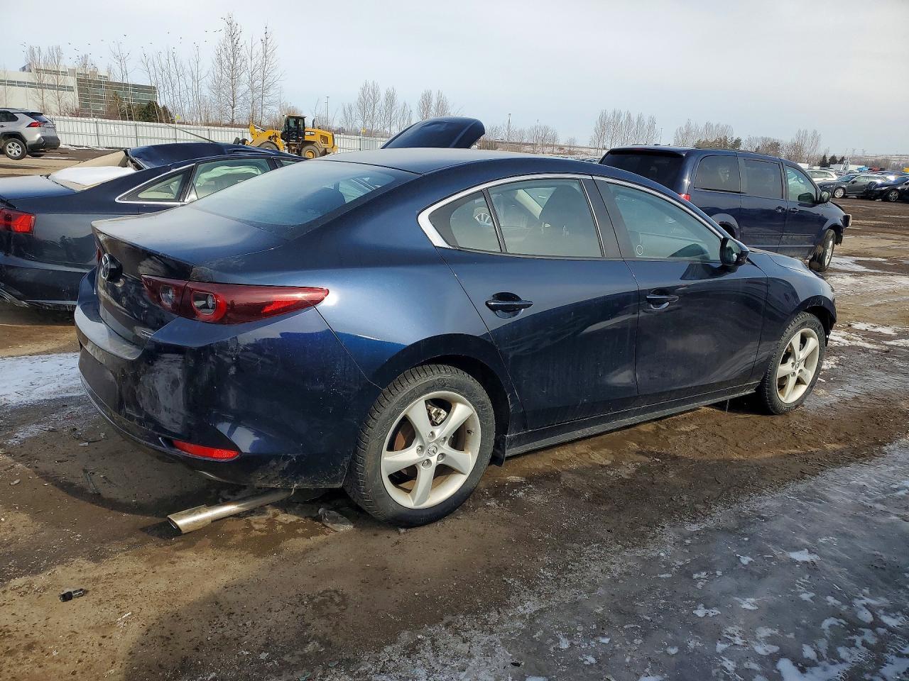 2025 Mazda 3 Select Sport - Image 3