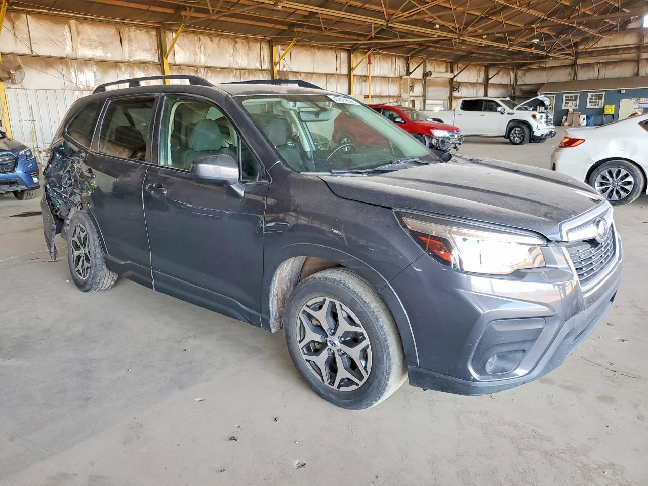 2020 Subaru Forester Premium - Фото 4