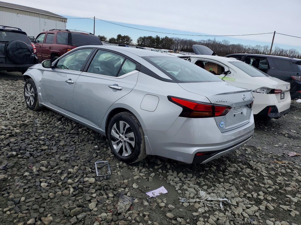 2022 Nissan Altima 2.5 S - Фото 2