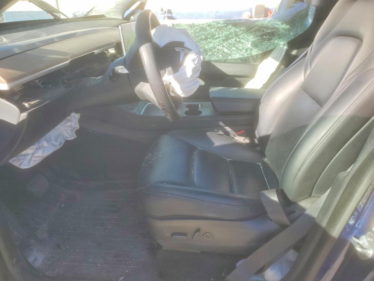 2022 Tesla Model Y - Image 7