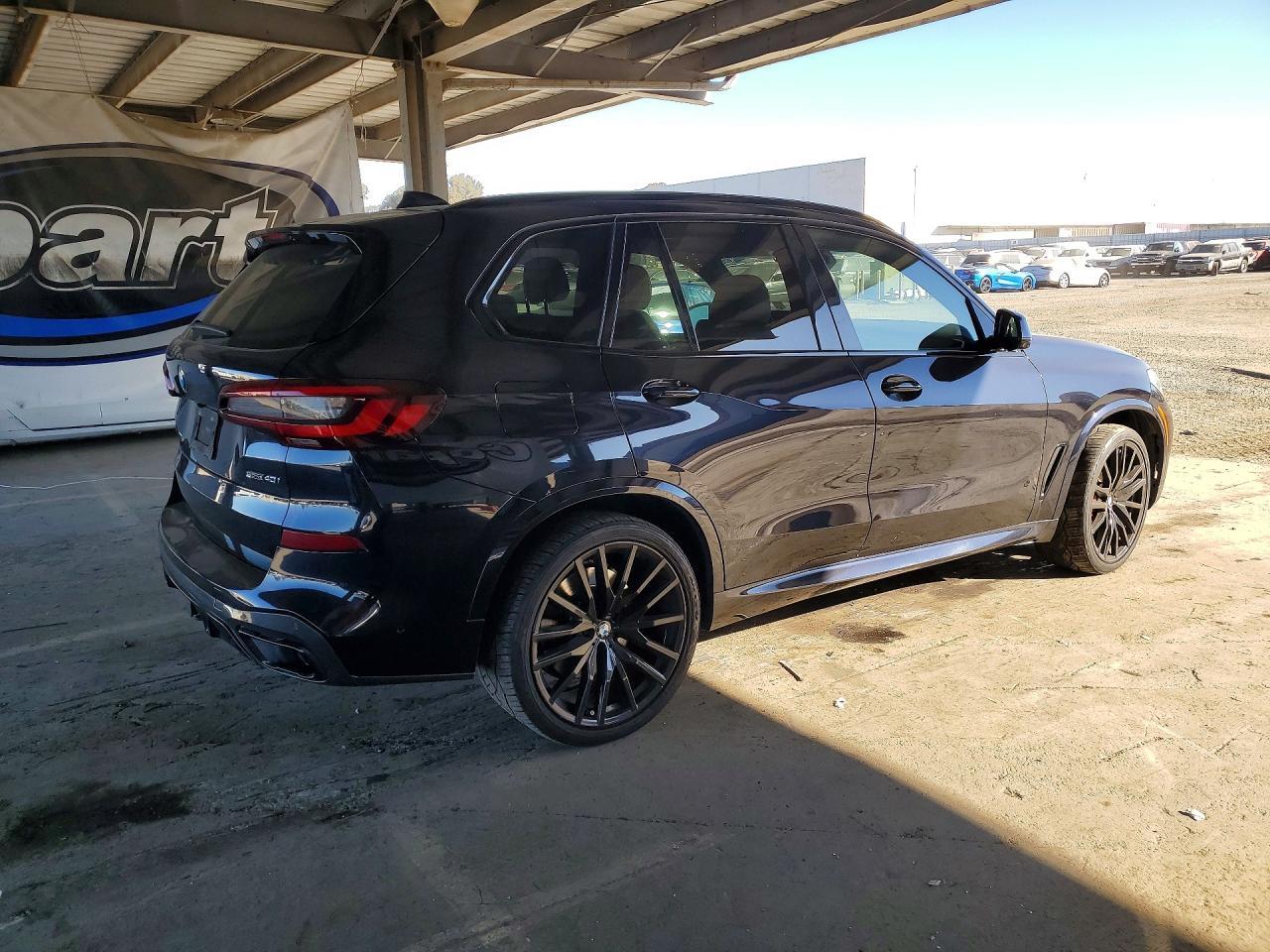 2021 BMW X5 Sdrive 40I - Фото 3
