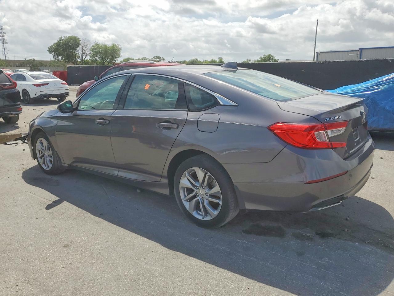 2018 Honda Accord Lx - Фото 2