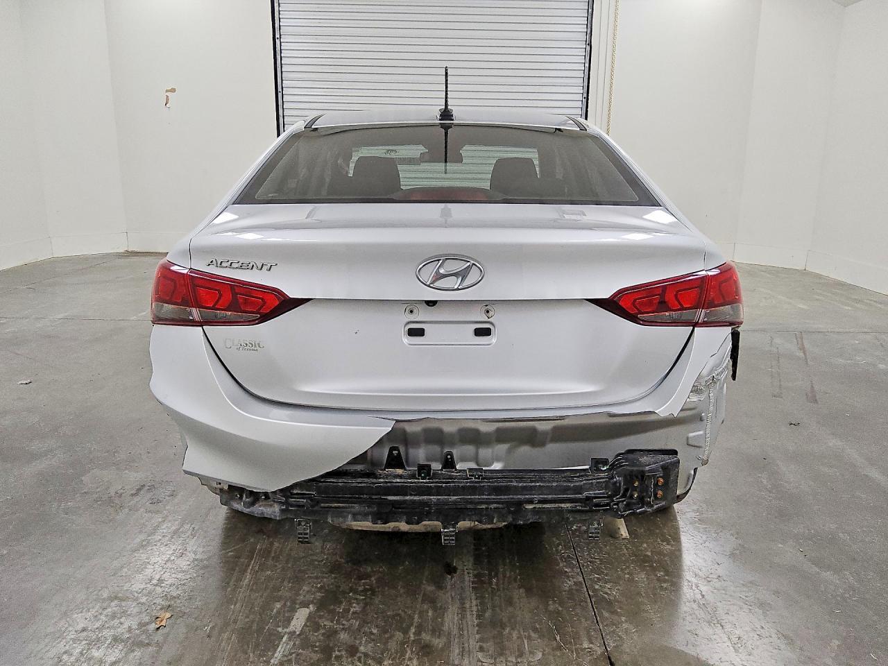 2018 Hyundai Accent Sel - Image 6