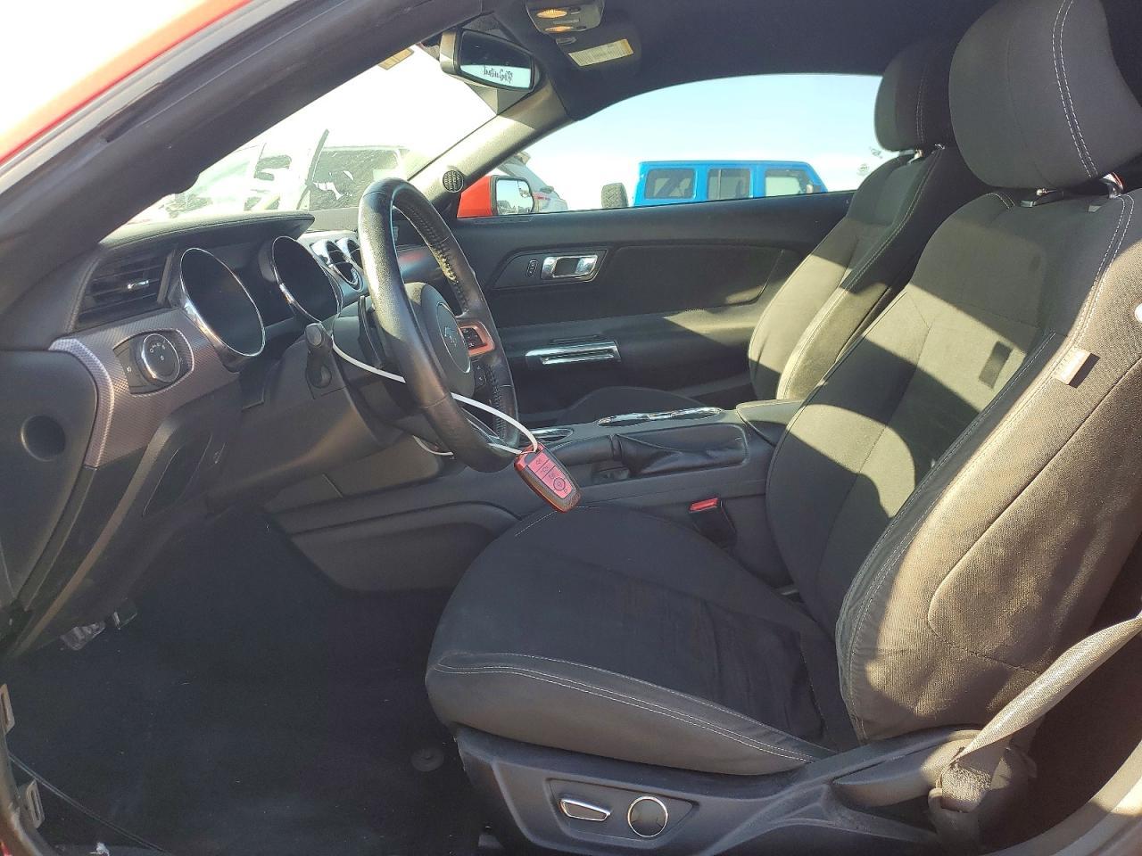 2017 Ford Mustang - Image 7