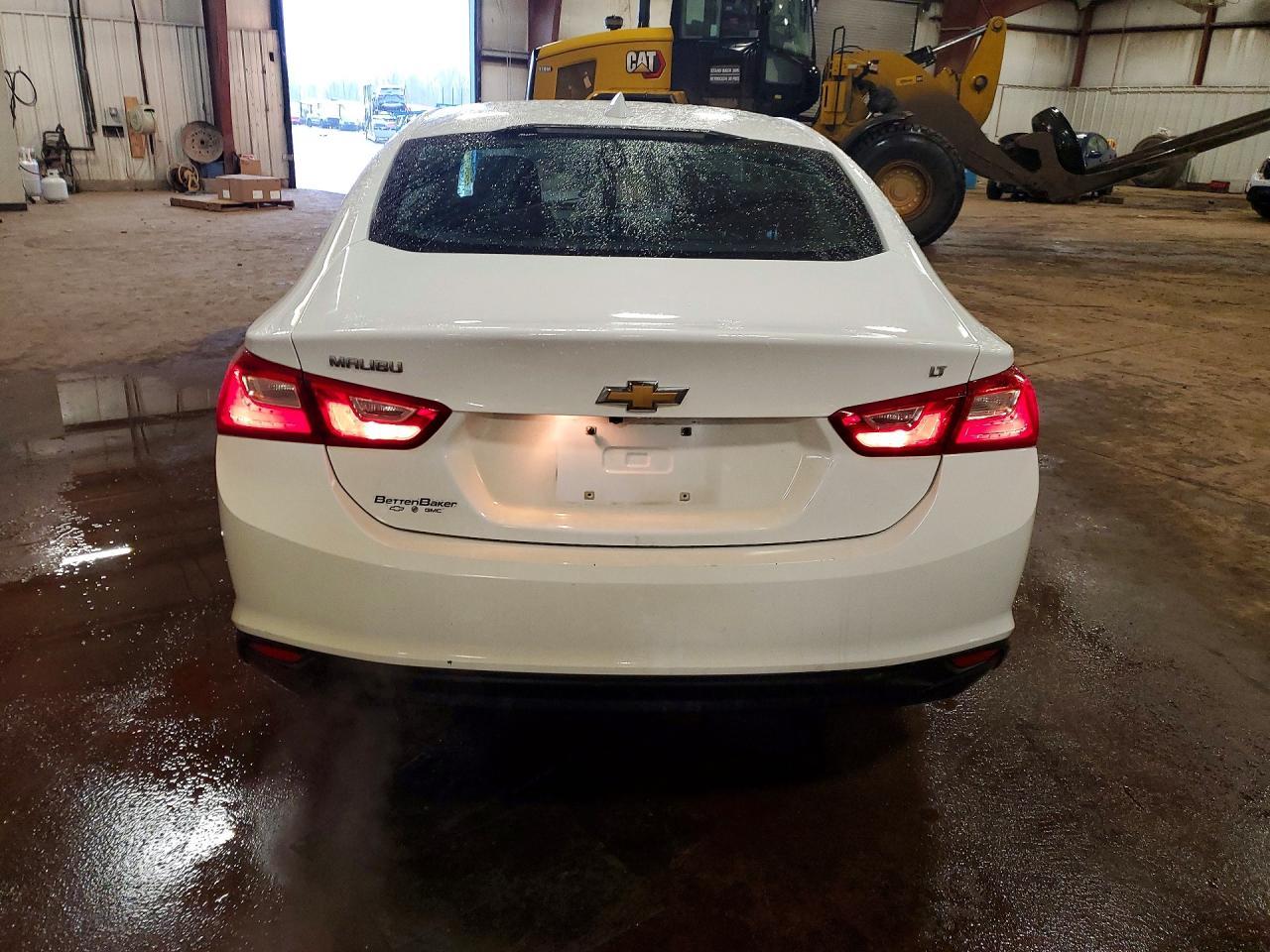 2017 Chevrolet Malibu Lt - Image 6